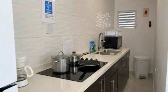 Апартаменты The Beach Guesthouse