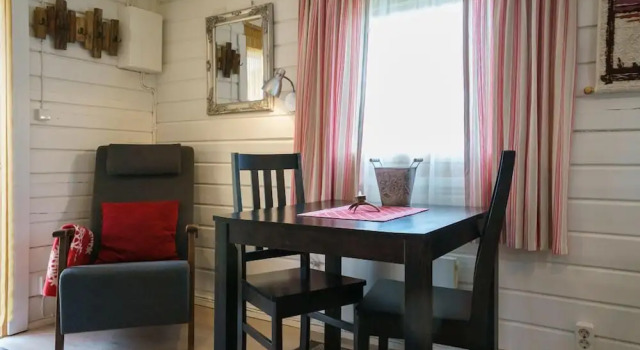 Номер Standard с балконом Holiday Village Nuorgamin Lomakeskus
