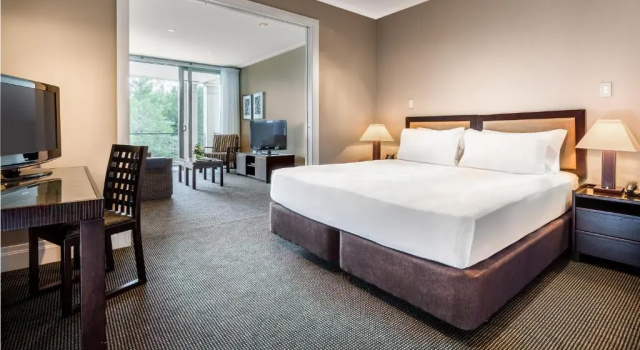 Двухместный полулюкс Hilton Lake Taupo