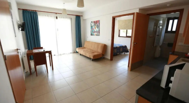 Апартаменты с 2 комнатами C & A Hotel Apartments