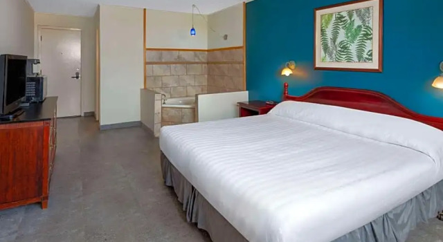 Номер Deluxe Travelodge by Wyndham Amherst