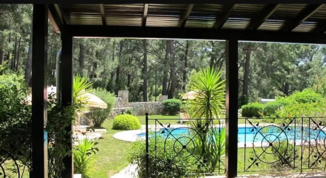 Villa AX08 by JoyLettings, Rezervovat Vila Hotely v Fethiye Area s parkováním, Parkování