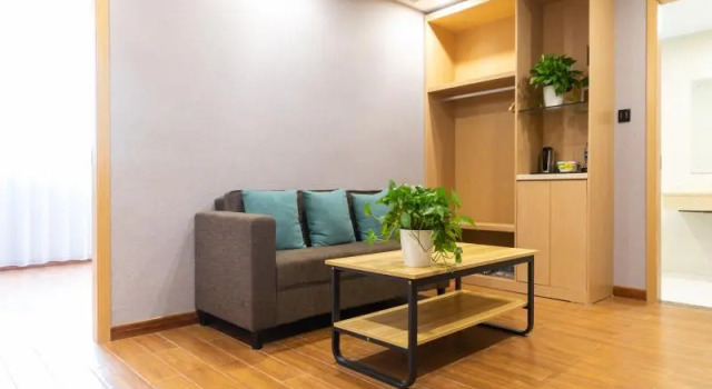 Люкс GreenTree Inn Nantong Haian Mingzhu City Express Hotel