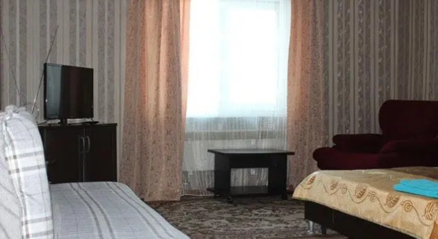 Pozitif, Boek Hotel Amurzet Joodse Autonome Oblast