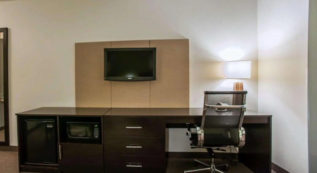 Люкс c 1 комнатой Sleep Inn & Suites Cave City