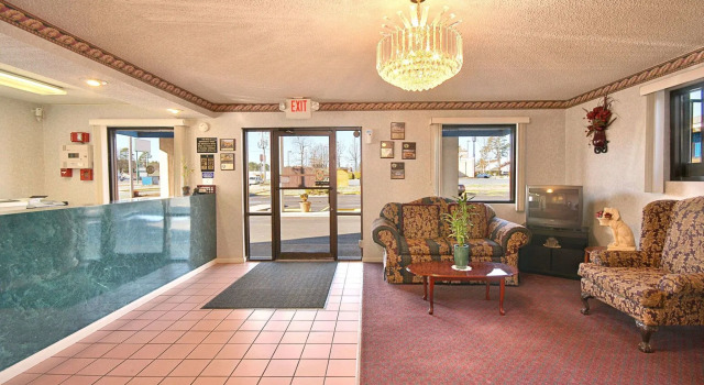 Super 8 by Wyndham Bryant Little Rock Area
