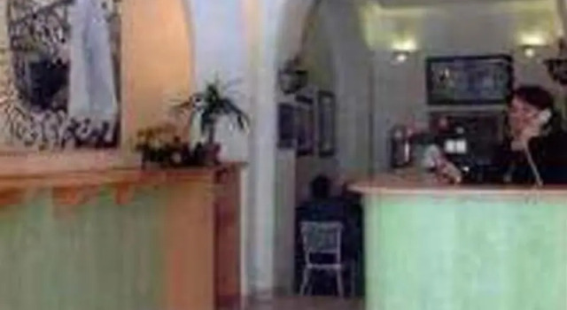 Htel Univers Bastia Corse, Varaa Hotelli Bastia 