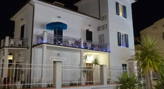 Marina Azzurra, Rezervovat Hotel Hotely v Elba s parkováním, Parkování