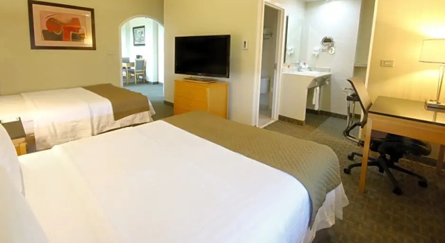 Четырёхместный люкс Holiday Inn Cuernavaca by IHG