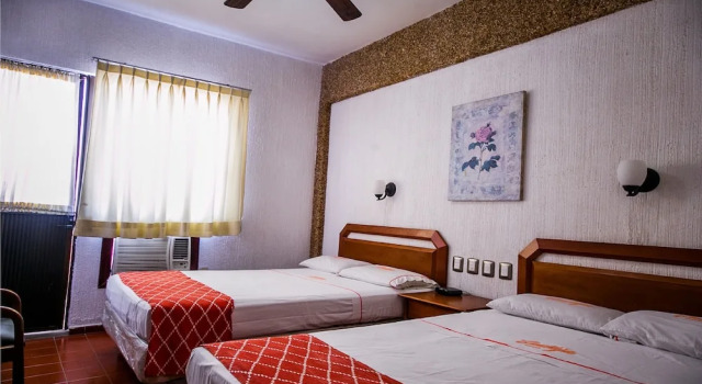 Camera quadrupla Standard con balcone Hotel Candilejas Playa