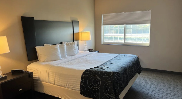Двухместный номер Standard Okoboji Inn & Suites