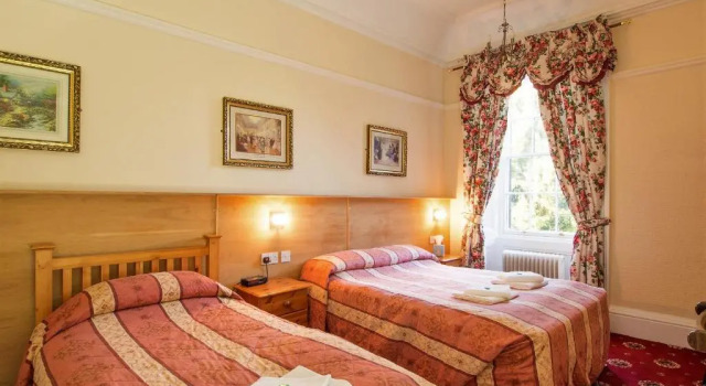 Номер Standard Cumberland Hotel