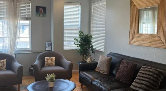Апартаменты Large and Cozy Home 2BD 2BA Near SF