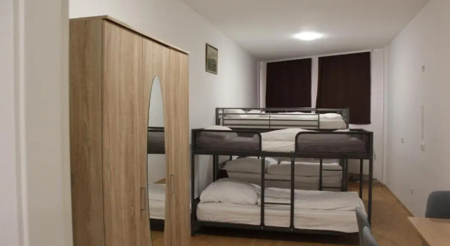 Кровать в общем номере Davids Hostel