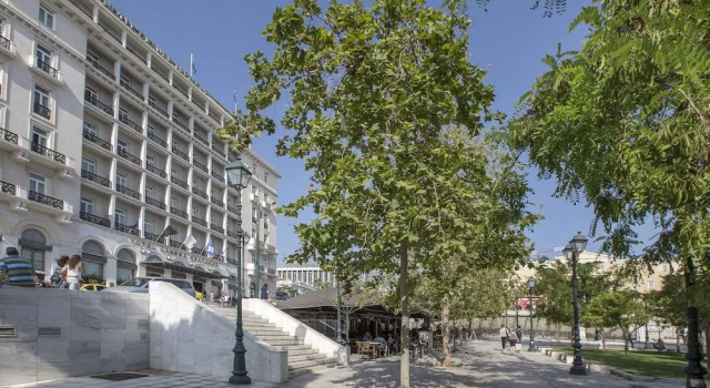 Ermou Stylish Suites by GHH