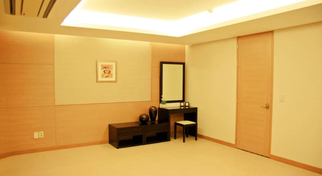 Hantan River Spa Hotel, Book Resort Dongsong Gangwon-Do