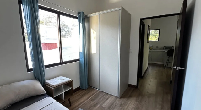 Peaceful Apartment in Tamarindo, 50m to the Beach, Rezerwuj Apartament Hotele w Guanacaste z parkingiem, Parking