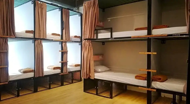 PINXS HOSTEL, Book Hostel Sawah Besar Jakarta
