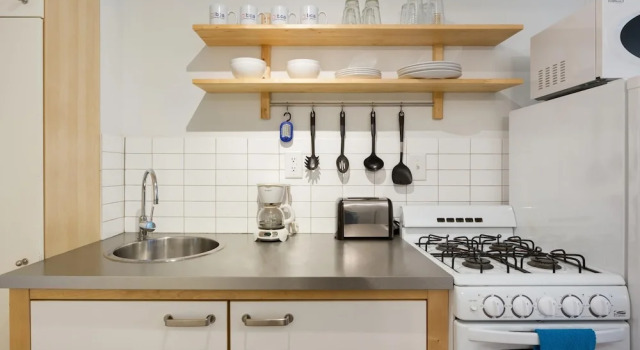 Апартаменты CCE Cute Cozy Studio Next-door to Midtown