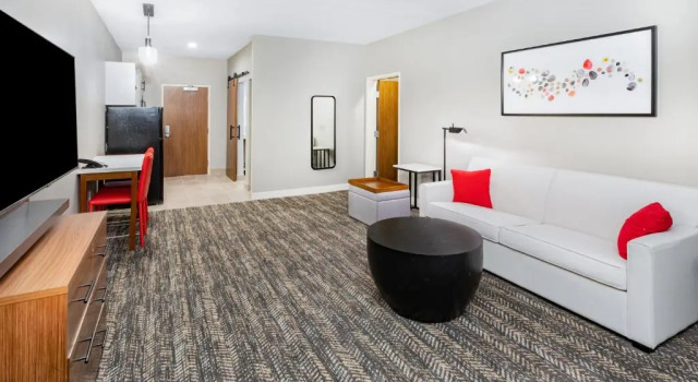 Двухместный люкс c 1 комнатой Hawthorn Extended Stay by Wyndham Oklahoma City Airport