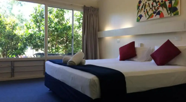 Номер Standard с красивым видом из окна Arcadia Village Motel