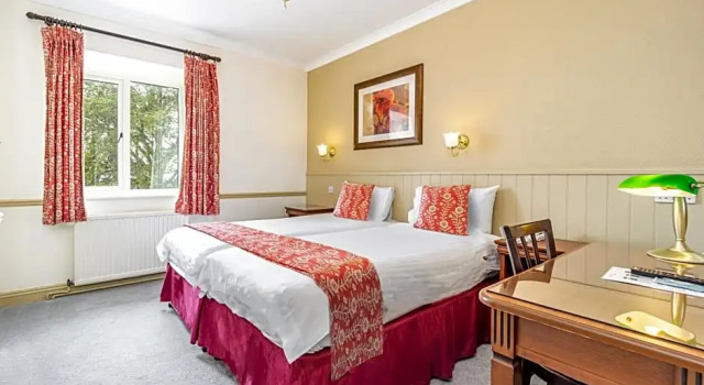 Четырёхместный семейный номер Standard Best Western The Webbington Hotel & Spa