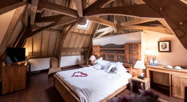 Двухместный номер Luxury с балконом Manoir des Indes, The Originals Relais