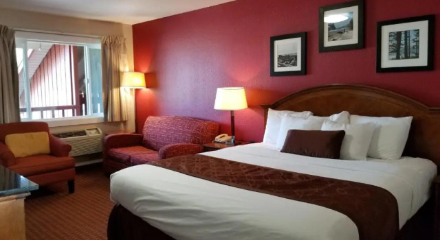 Апартаменты Deluxe The Forks Motel