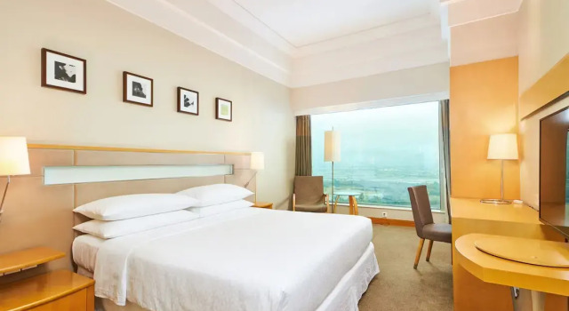 Двухместный номер Superior Four Points by Sheraton Shenzhen