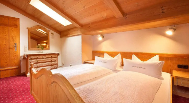 Апартаменты Landhotel Huberhof