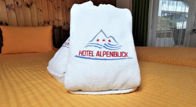Hotel Alpenblick, Book Hotel Hoteller i Leukerbad med pool, Swimmingpool
