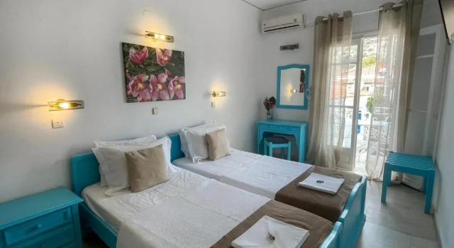 Студия Stratos Hotel