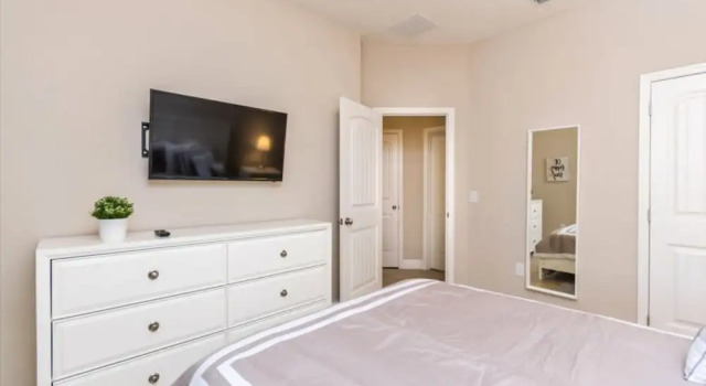 Villa in Solterra Resort 2691, Забронировать Курортный отель Отели Давенпорт с парковкой, Парковка