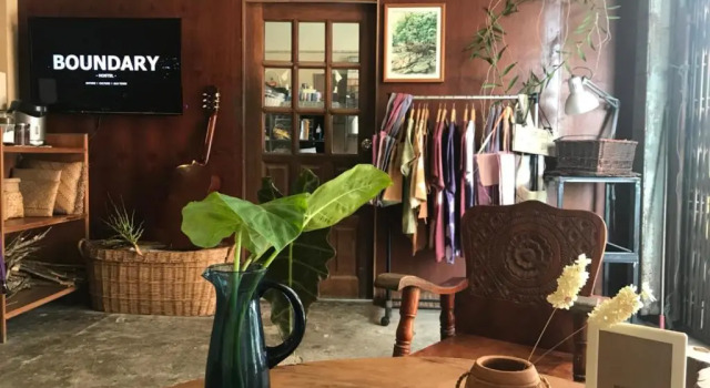 Boundary Hostel and Cafe, Забронировать Хостел Отели Южного Таиланда с парковкой, Парковка