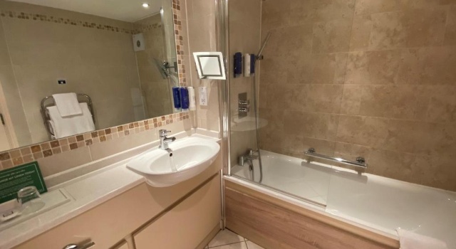Двухместный номер Standard Crowne Plaza East Midlands Airport by IHG