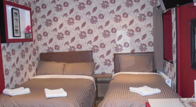 Трёхместный номер Standard Linden House Hotel