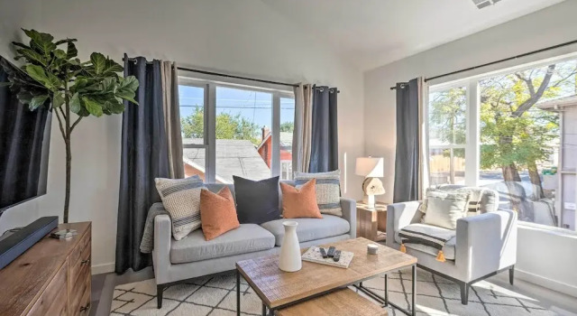 Коттедж Modern Midtown Haven w/ Garage: Mt Rose Day Trips!
