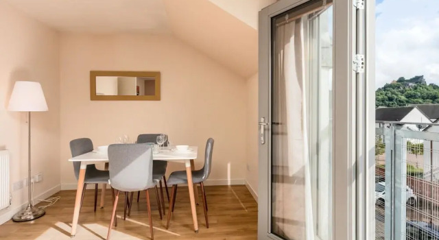 The Gateway - Donnini Apartments, Забронировать Апартаменты/квартира Отели Центральной Шотландии с парковкой, Парковка