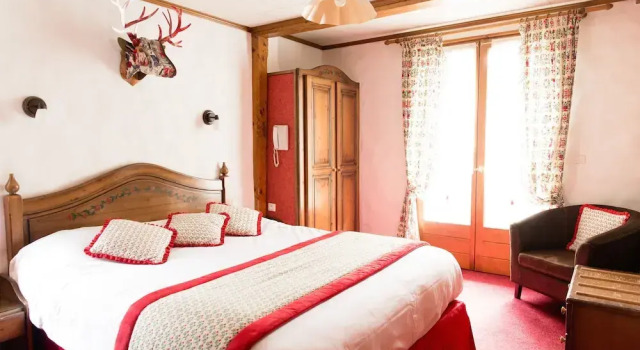 Двухместный номер Standard с балконом Hôtel Le Sporting