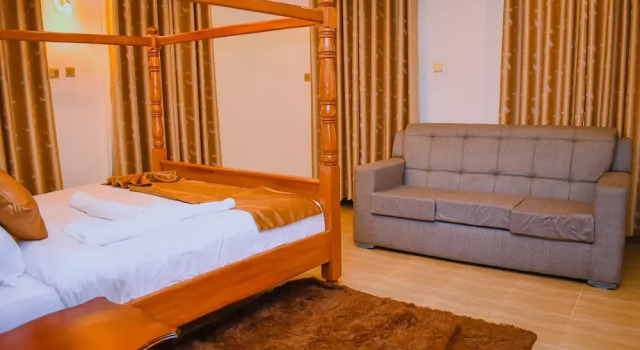 Люкс Classic Lux Suites Lions Den Holiday Homes