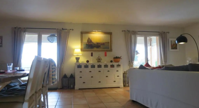 Panoramic View Grimaud, Забронировать Вилла Отели Сен-Тропе залива с парковкой, Парковка