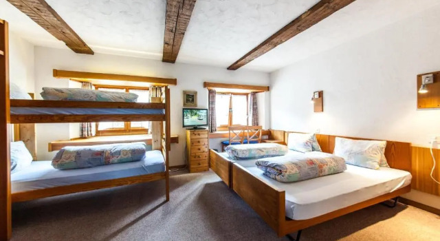 Четырёхместный номер Standard Hotel Piz Tambo