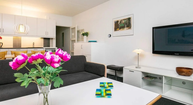 Family-friendly Waterfront Hideaway in Faaborg, Book Hotel Hotels in Funen with Parking, Parking