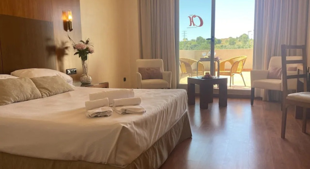 Одноместный номер Standard с балконом Hotel Montera Plaza