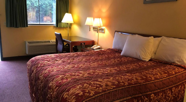 Двухместный номер Standard Days Inn by Wyndham York Alabama