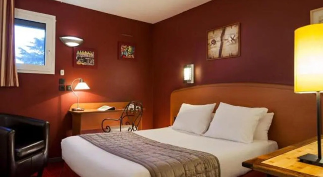 Двухместный номер Standard Sky Hotel Goussainville Charles de Gaulle