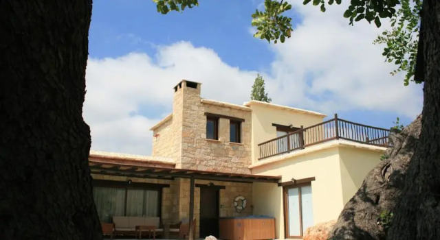 Lithos Holiday Villas