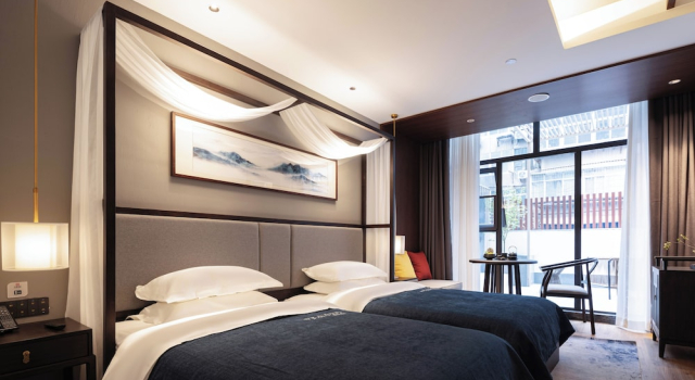 Номер Standard Lavande Hotel Xian Bell Tower Muslim Street North Street Subway