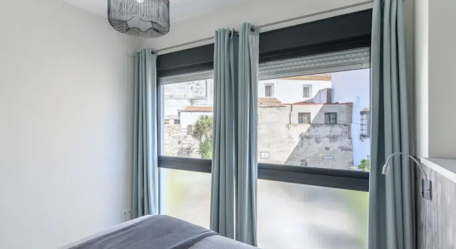 Апартаменты Ayamonte Central: Your Urban Oasis