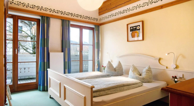 Ferienwohnung Caprano, Varaa Hotelli Hotellit Baijeri pysäköinnillä, Pysäköinti